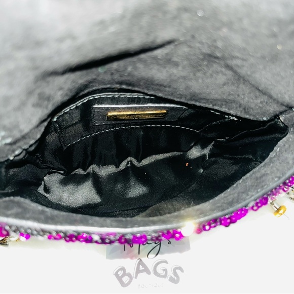 Dolce & Gabbana: Reversible Sequin Beaded Strap Miss Charles Mini Shoulder Bag - Picture 15 of 16